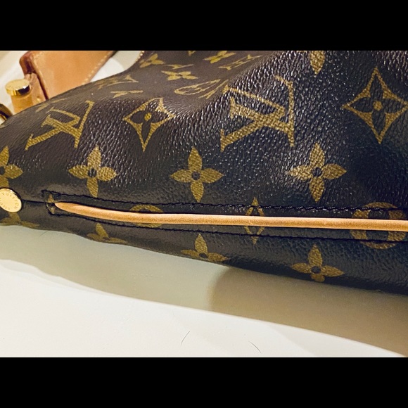 Authentic Louis Vuitton Sully - Picture 14 of 15